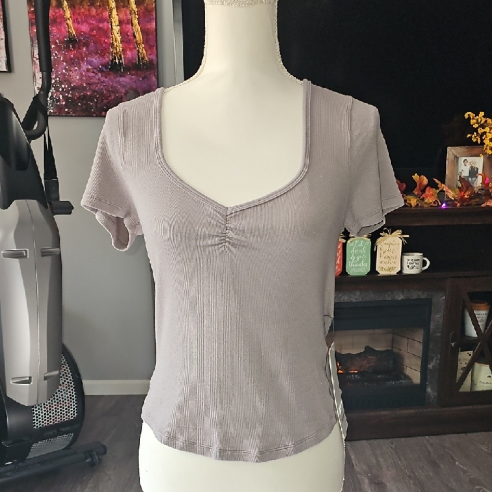 Lululemon Womens Nwts Hold Tight Sweetheart Short Sleeve Top. Sz 8 WSHG